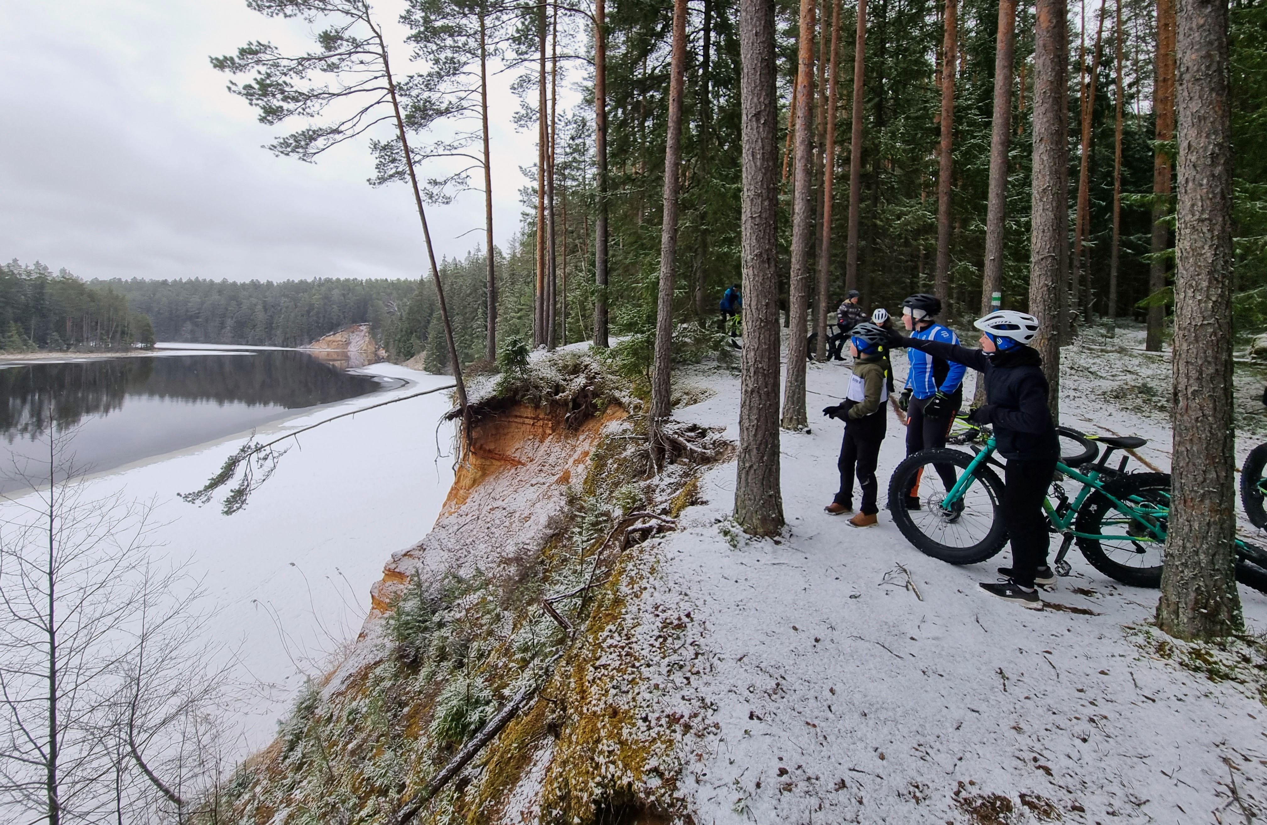 Kanuumatkad, rafting ja parvematkad, räätsamatkad, fatbike rattamatkad, talvised tõukekelgumatkad